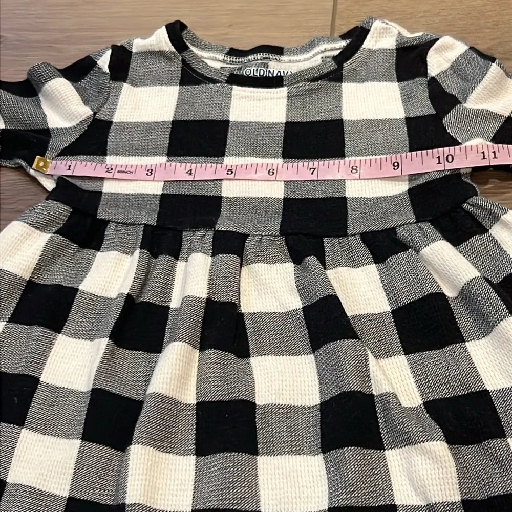 Old Navy Black/White Checkered Gingham Kids Sweater Dress Size 3T